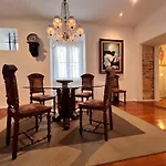 Unique Apartman